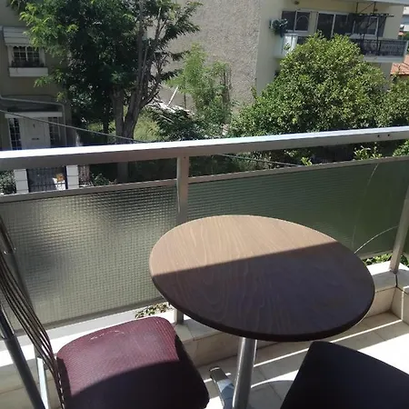 Ξενοδοχείο Omiros *