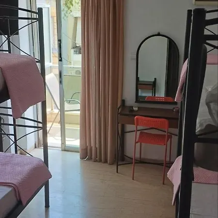 Hotel Omiros